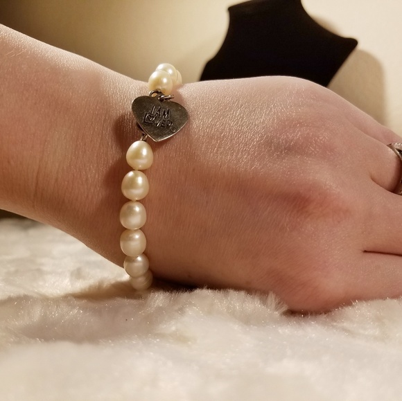 Helzberg Diamond Store Jewelry - !Final Price! "I AM LOVED" Helzberg Pearl Bracelet